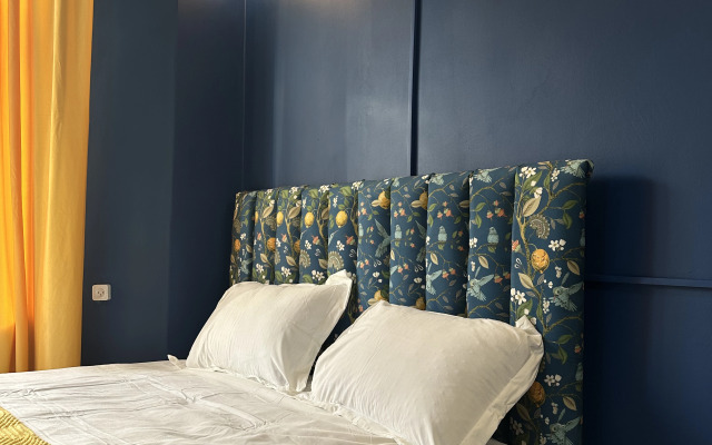 Апартаменты ВО 14/65 Синий свет