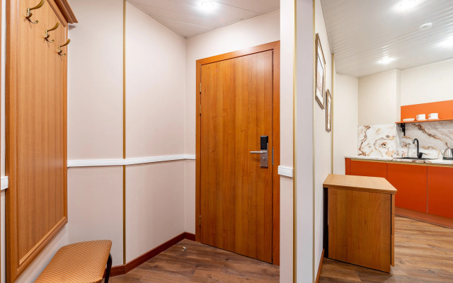 Квартира просторная с балконом и впечатляющим видом на канал Грибоедова