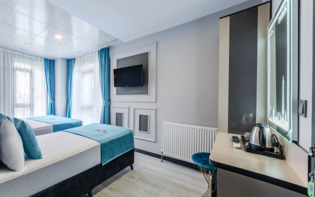 Отель Solin Airport Hotel