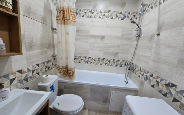 Roskoshnaya Yevrodvushka Deluxeapart 2 Na Novoy Rige Flat
