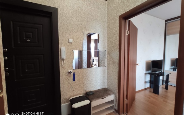 Апартаменты Титова 240/1