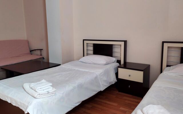Max Comfort Hotel