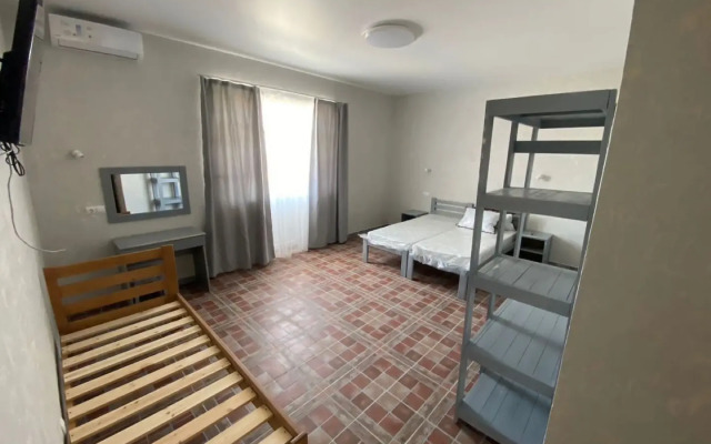 Частный дом Двухэтaжный Тaунхаус