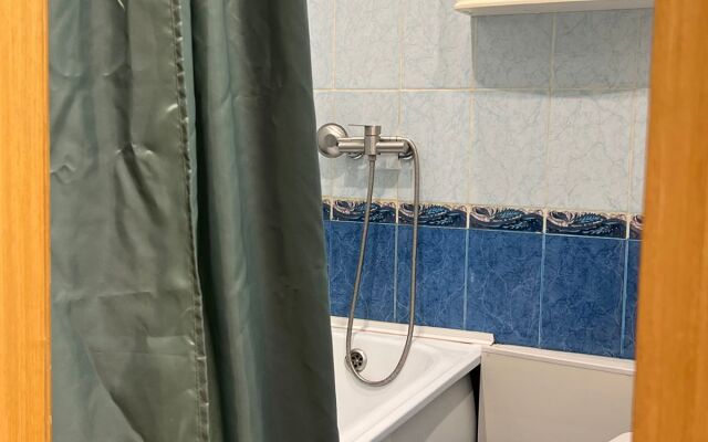 Uyutnaya Studiya Na Zhd Flat