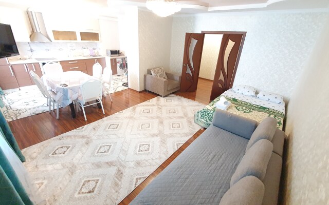 3-Bedroom with sofa Apartments