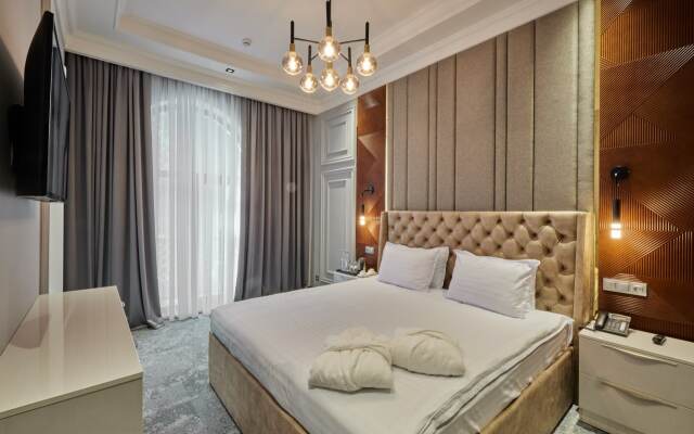 Continental Hotel