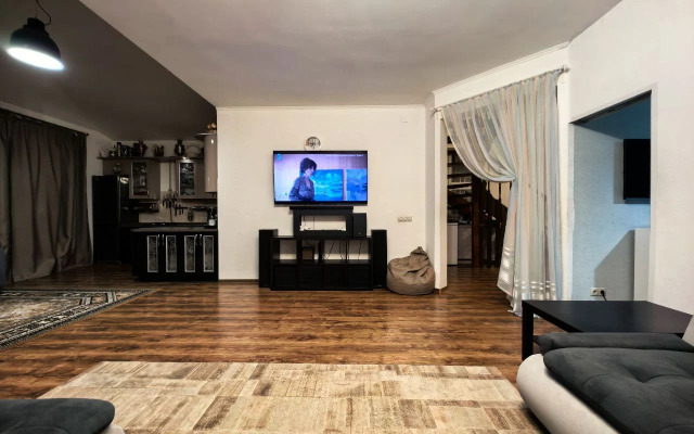 Femili Khaus Guest house