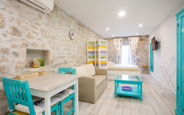 Stayeva 11 Apartments
