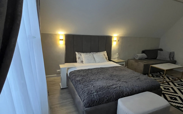 Uyutnoye Gnezdyshko V Tsentre Goroda Private House