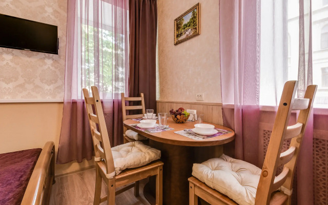 Апартаменты Семейная студия у станции метро  Технологический институт (ЕГ4)