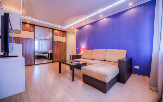 Апартаменты Пять Звёзд на Свободы 141