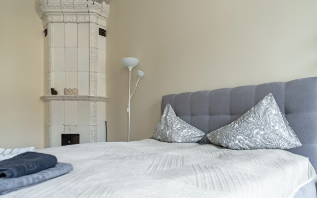 Апартаменты на Кирилловой 6