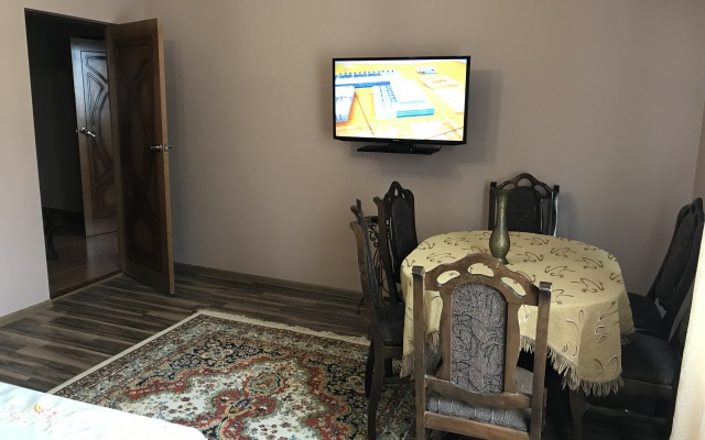 Uytnaya v Gagre Flat