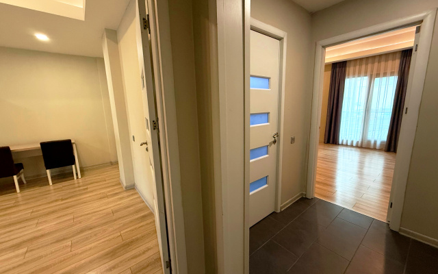 Diplomat Suites