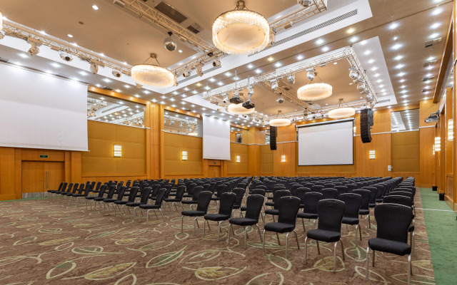 Holiday Inn Moscow Sokolniki Hotel