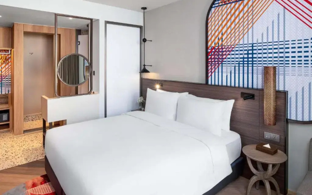 Mercure Bangkok Surawong
