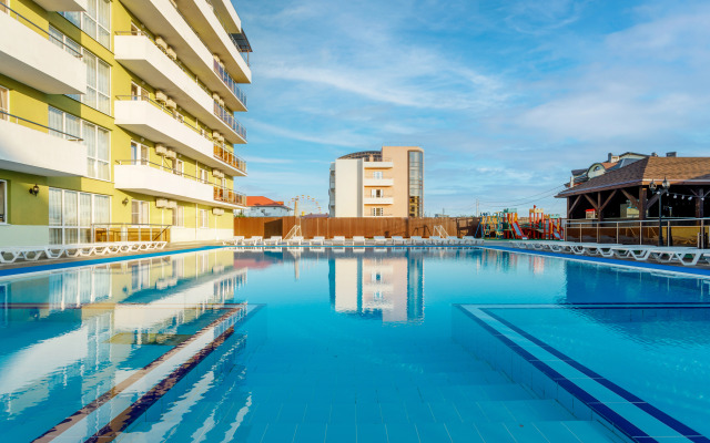 Relax Hotel