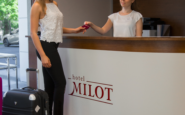 Hotel Milot