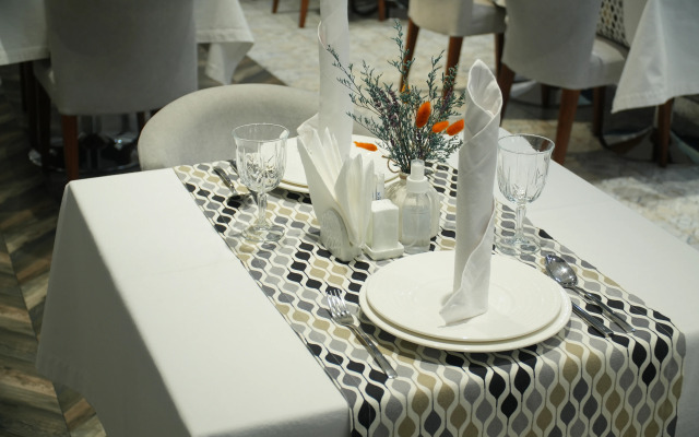 Green Park Hotel