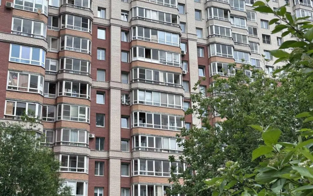 Prostornaya u Metro Zvezdnaya i Aeroporta Flat