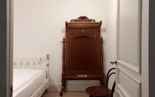 Квартира у Эрмитажа в доме Саламандра