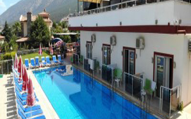 Sunshine Holiday Resort Hotel