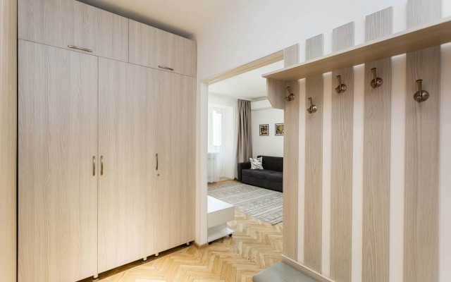 Svetlaya V Tsentre Goroda Flat