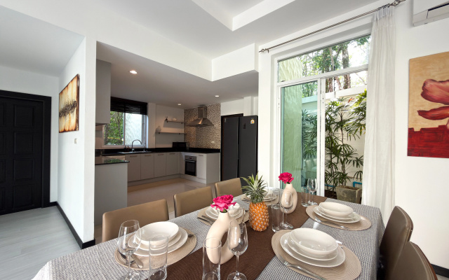 Вилла Nai Harn Family Pool 4 bdr