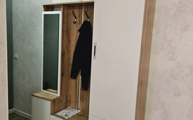 Ayda K Regine (lazo 21a) Flat