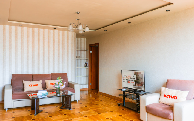 Apartamenty 2br/near Opera/overlooking Yerevan/selfenter/keygo 24