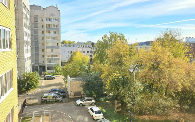 Квартира в удобной локации рядом со станцией метро Суконная слобода