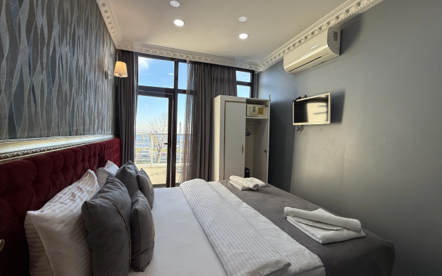 Rhythm Hotel