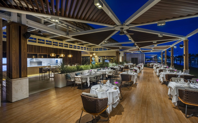 Calista Luxury Resort