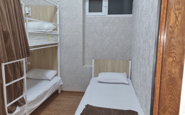 Muborak Hostel