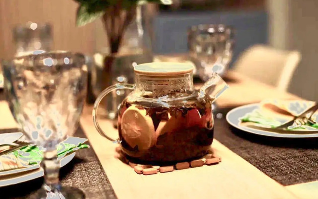 Квартира Трехкомнатная с Новым Дизайнерским Ремонтом