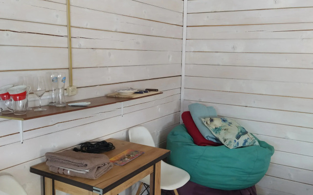 Частный дом Кипарис на поле