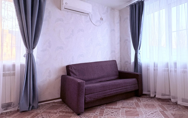 Квартира для командировочных рядом с заводами Лукойл, Каустик;