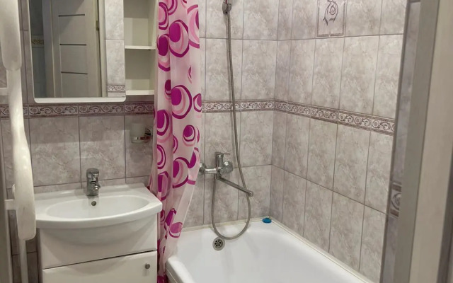 Апартаменты на Искры