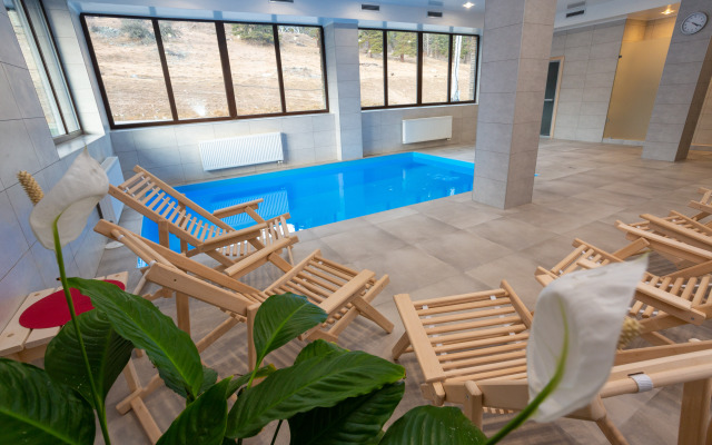 Chalet FoRRest Hotel