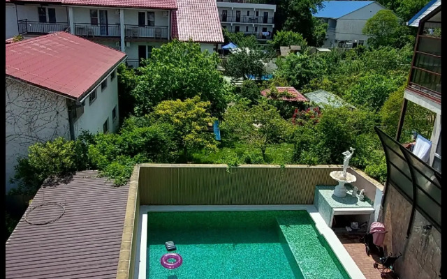Zolotoy Pesok Private house