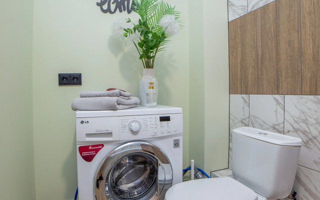 1-Kom Beguest S Balkonom Na Otradnoy 1 Flat