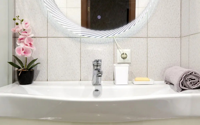 V novom kirpichnom dome Flat