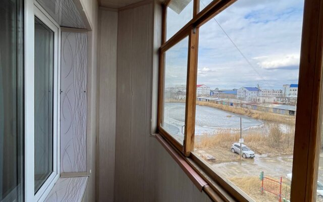 Studiya ryadom s aeroportom Yakutsk Flat