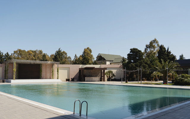 Shani Resort & Villas Hotel