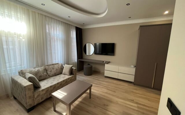 The House Company Villa