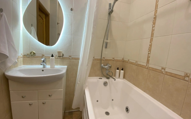 S Domashnim Uyutom I Komfortom Flat