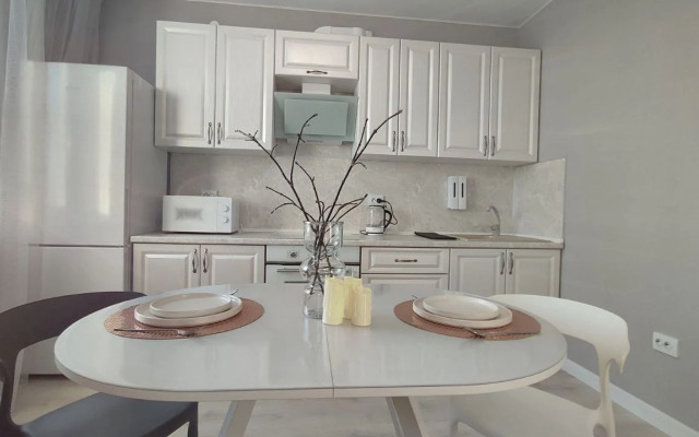 Квартира Светлая 2-к в Кировском районе