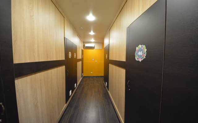 Capsule Aloha Hotel