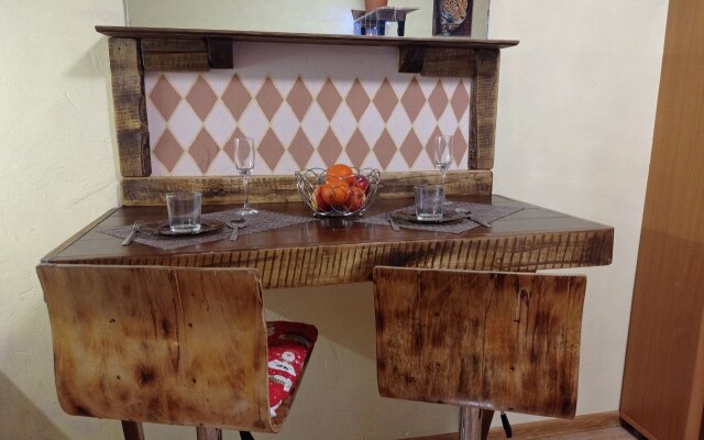 Квартира Live-In-Comfort на Творчества 1к1