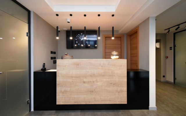 Andor Hotel